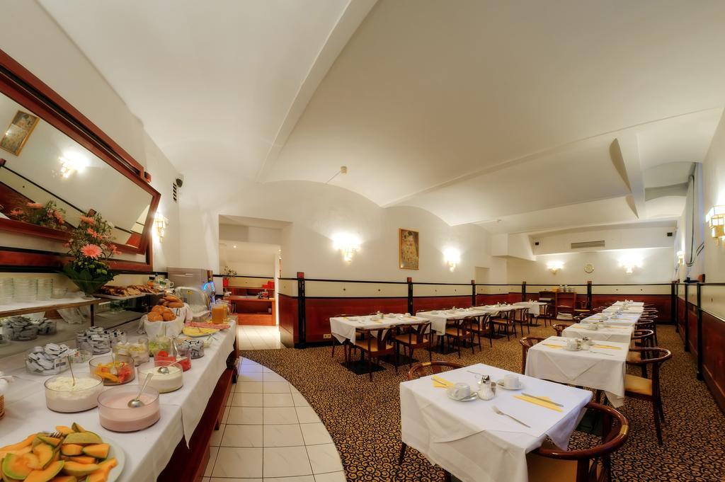 Carlton Opera Hotel Vienna Exterior photo